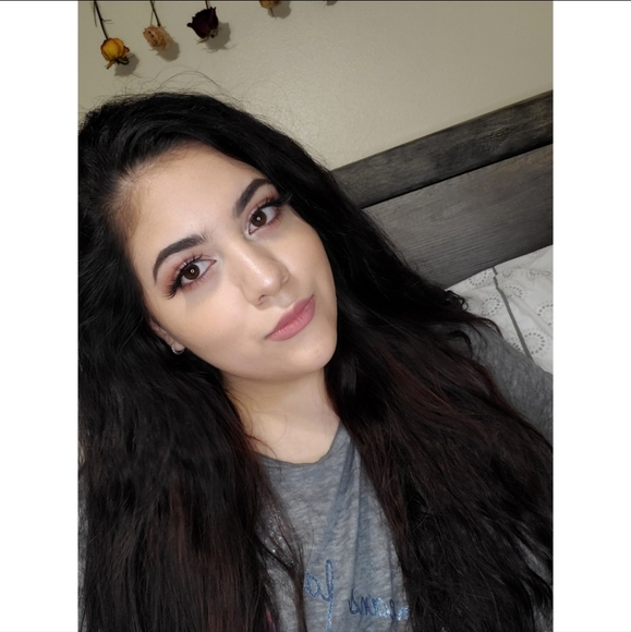 Stephanie Aguirre - Picture 1 of 1